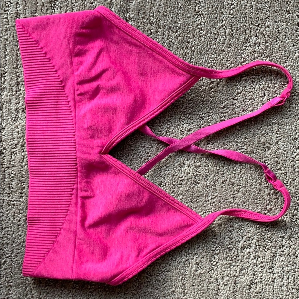 Lululemon sport bra